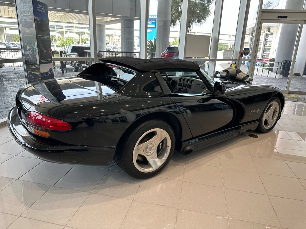Used 1994 Dodge Viper RT/10 RWD image 15