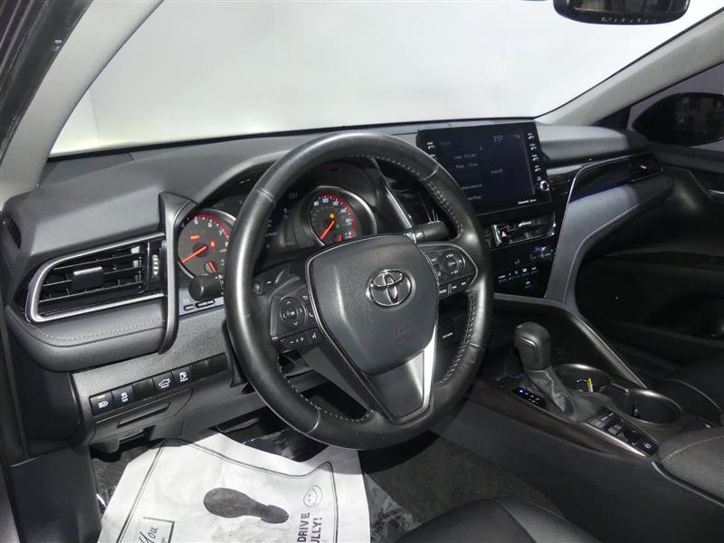 Used 2023 Toyota Camry XSE image 23