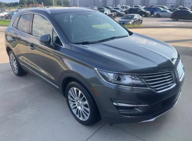 Used 2017 Lincoln MKC Reserve FWD image 3