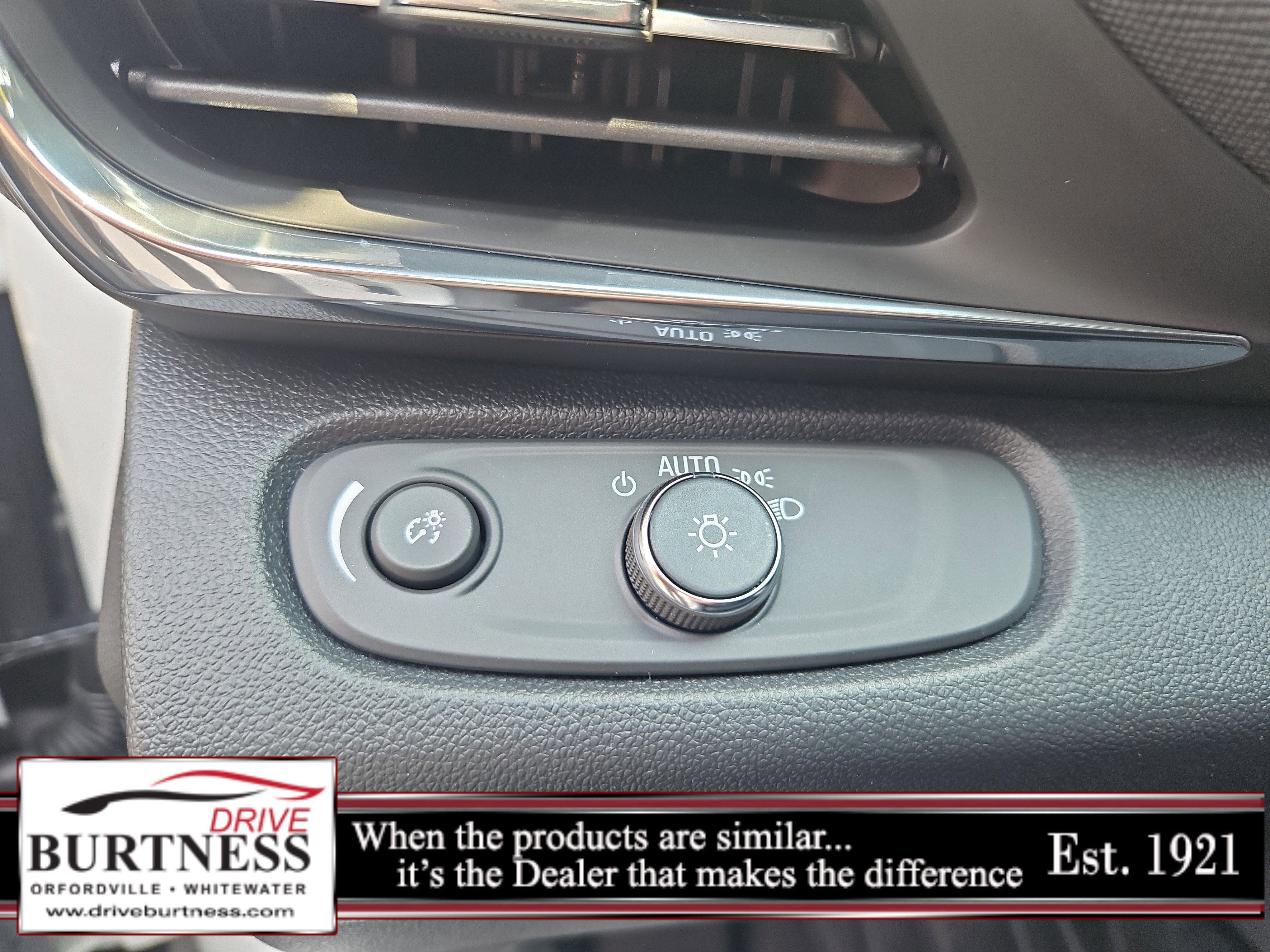 New 2025 Buick Envista Preferred w/ Convenience I Package image 12