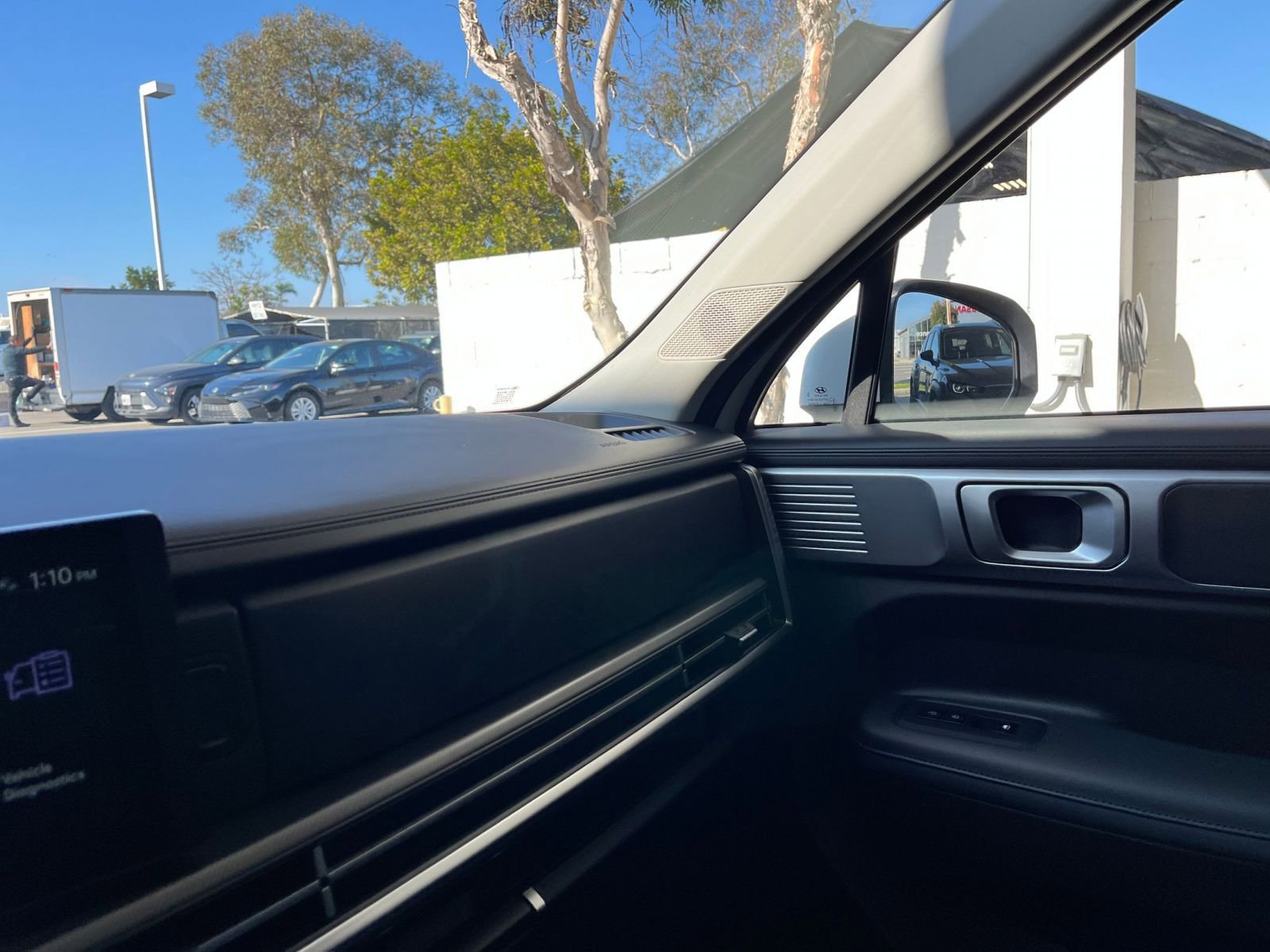 Used 2025 Hyundai Santa Fe SEL image 37