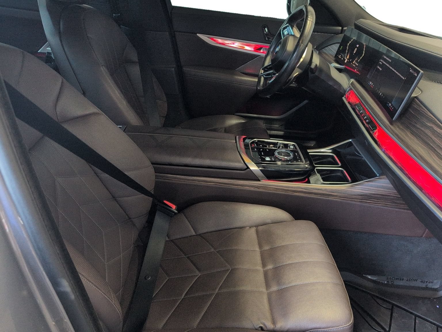 Used 2023 BMW 740i RWD image 18