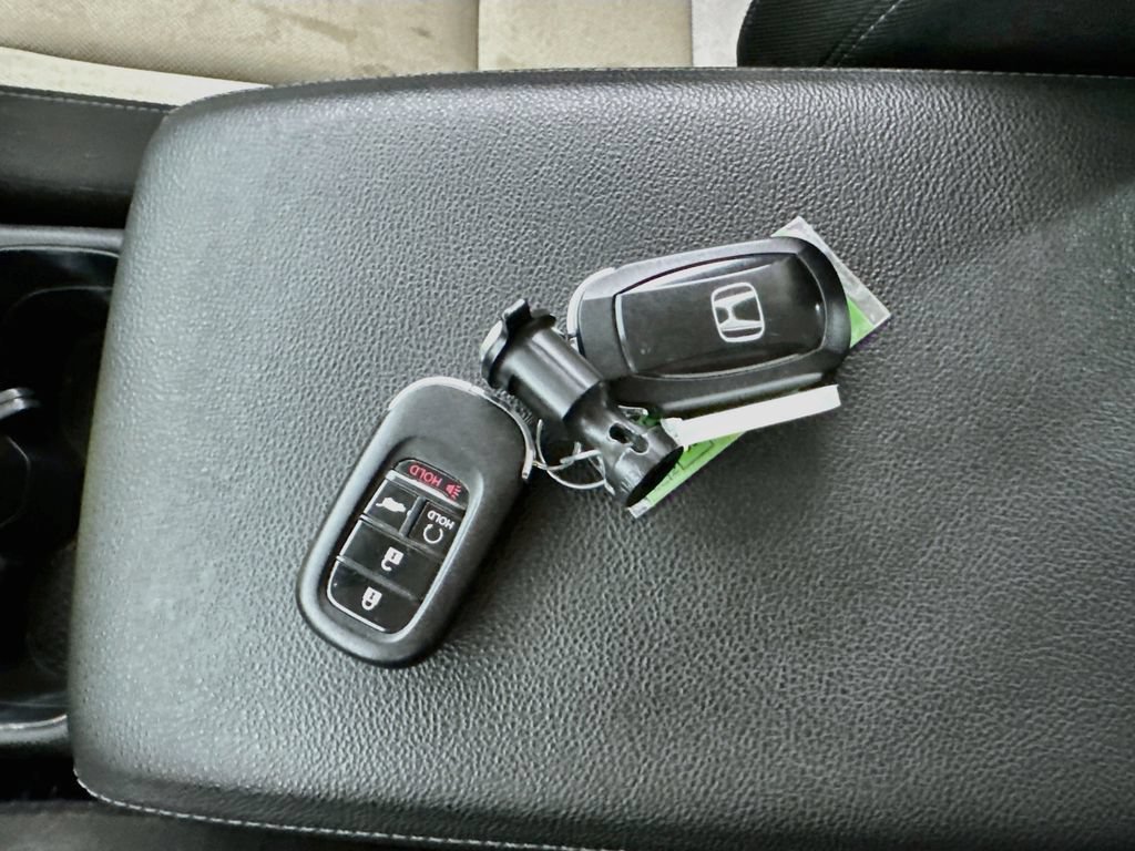 Used 2024 Honda CR-V EX image 29