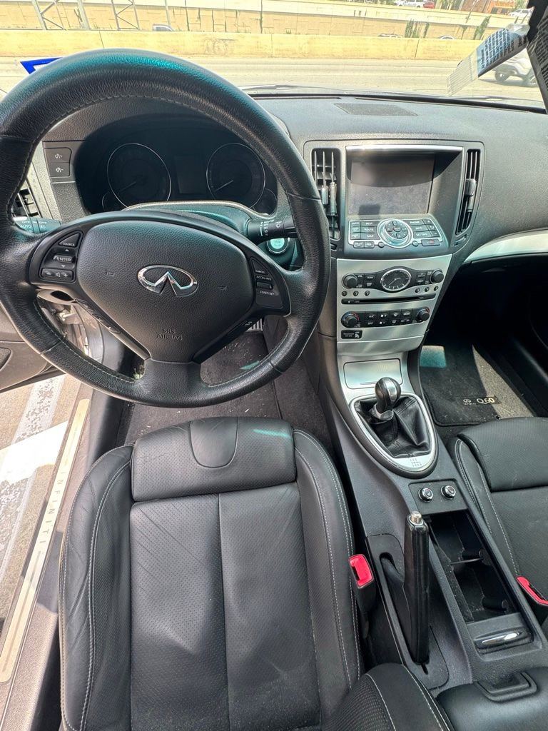 Used 2015 INFINITI Q60 Sport RWD image 20