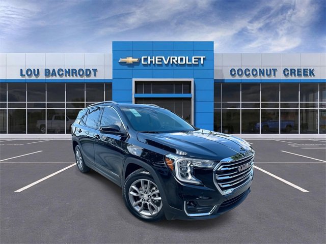 Used 2022 GMC Terrain SLT w/ Tech Package image 1