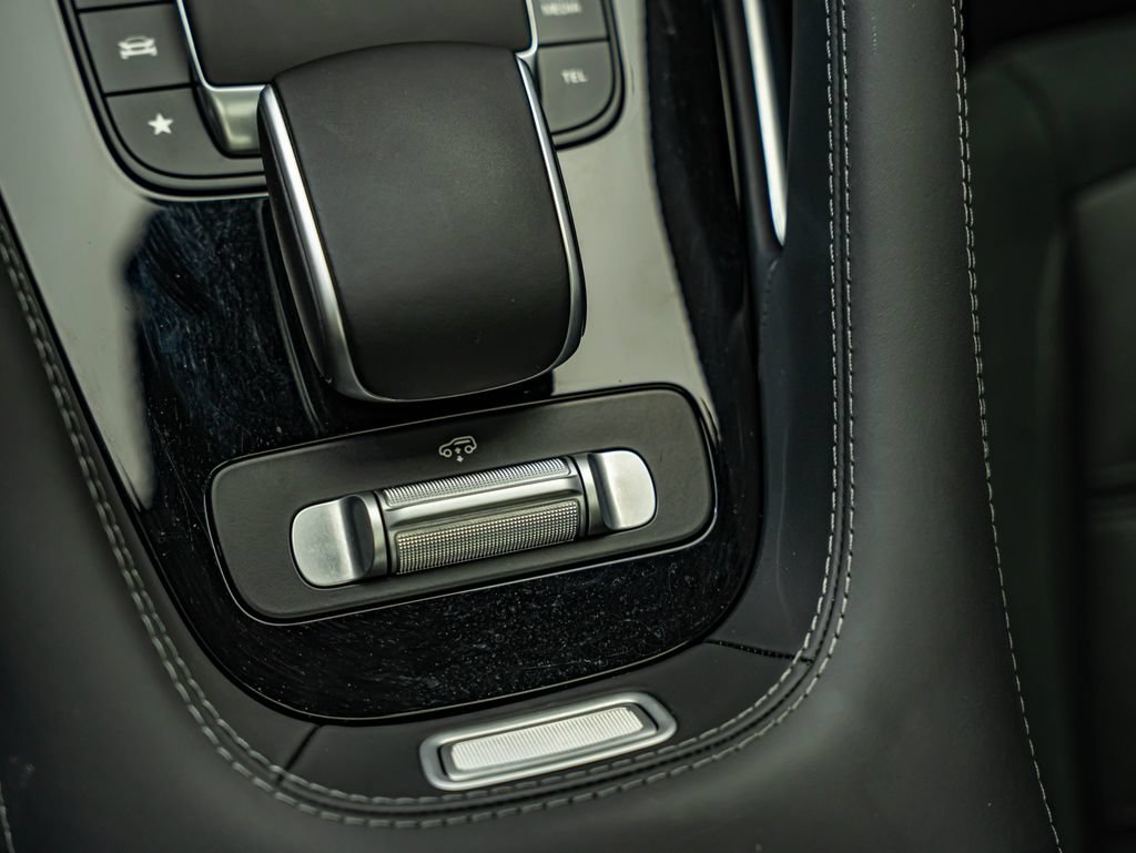 Certified 2024 Mercedes-Benz GLE 53 AMG 4MATIC image 37