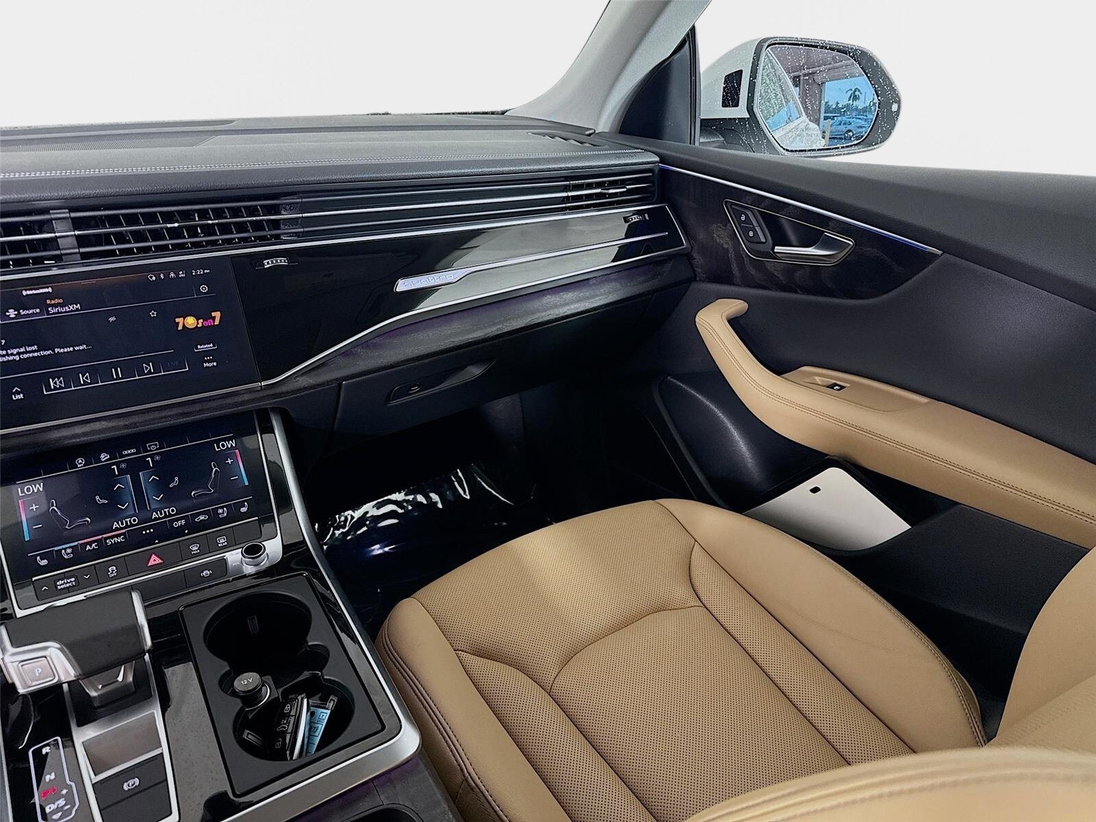 Used 2025 Audi Q8 Premium Plus AWD/4WD image 26