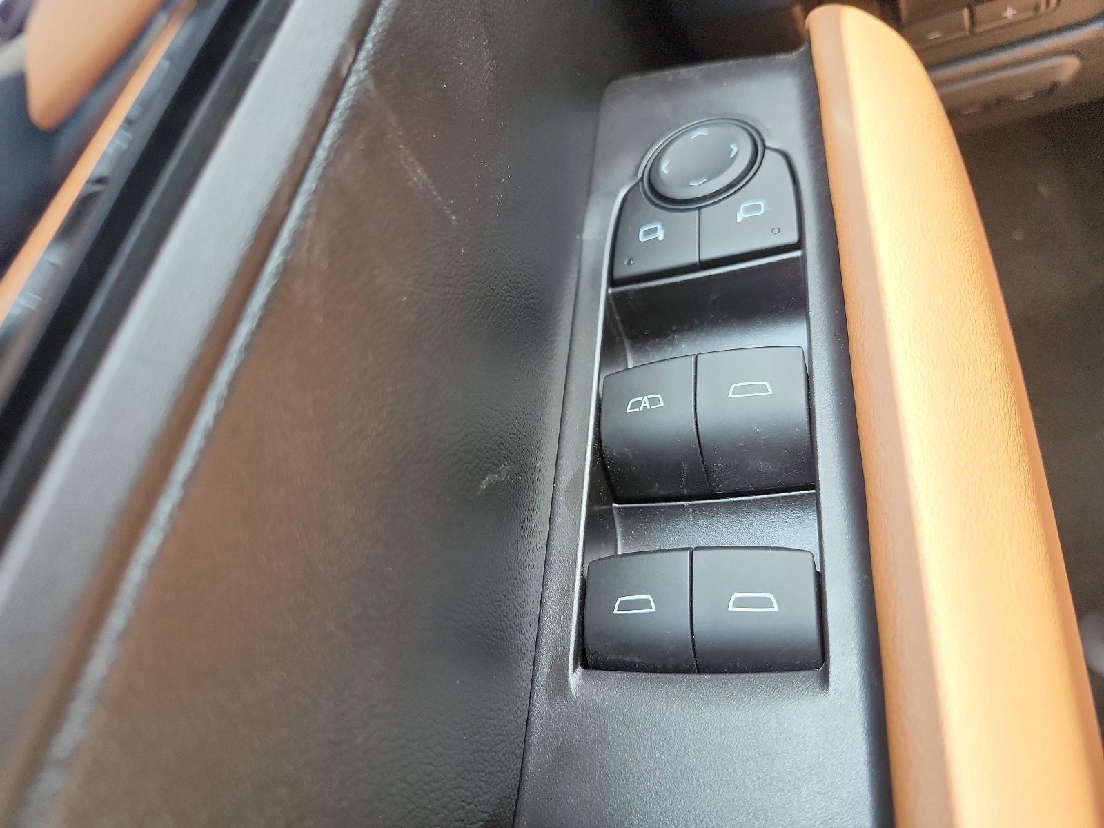 New 2025 GMC Canyon AT4 w/ Nightfall Edition image 17