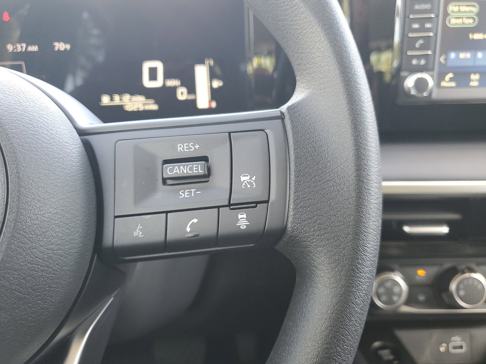 Certified 2025 Nissan Kicks S image 19