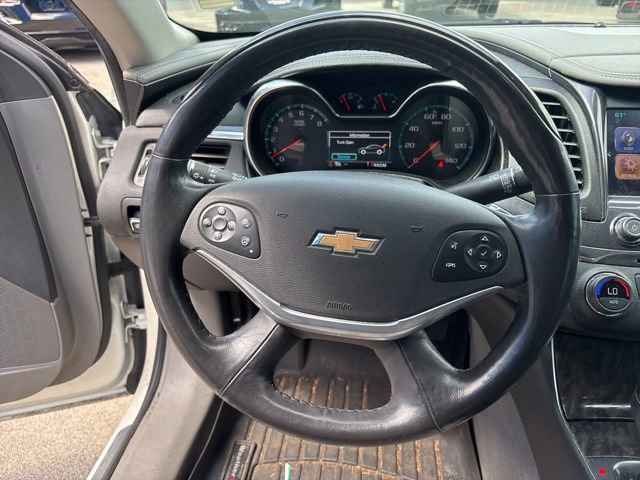 Used 2014 Chevrolet Impala LTZ FWD image 15