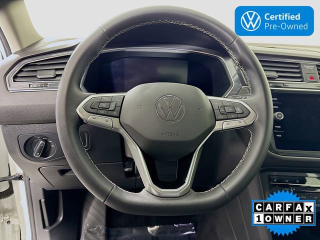 Certified 2022 Volkswagen Tiguan SE image 12