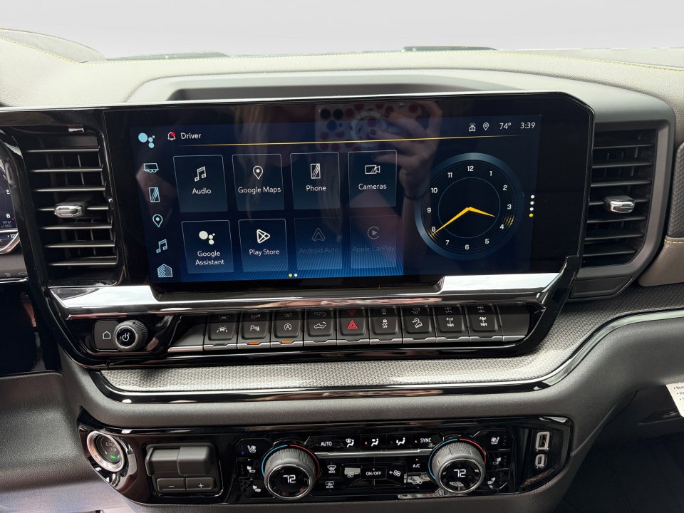 Used 2025 Chevrolet Silverado 1500 ZR2 w/ Technology Package image 17