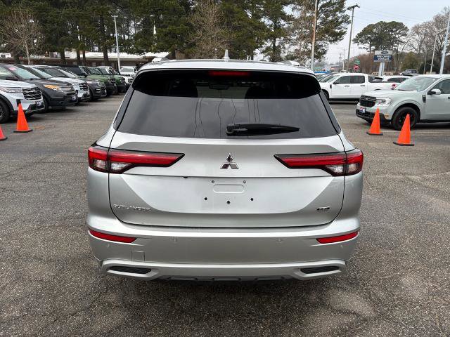 Used 2022 Mitsubishi Outlander SEL image 6