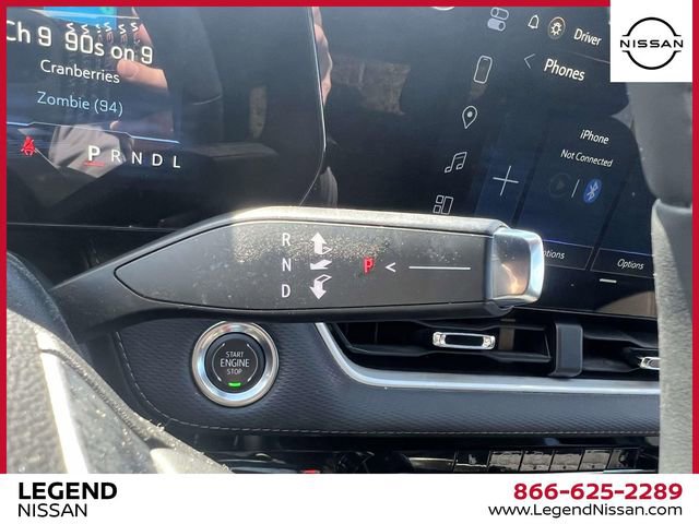 Used 2025 Chevrolet Equinox LT AWD/4WD image 24