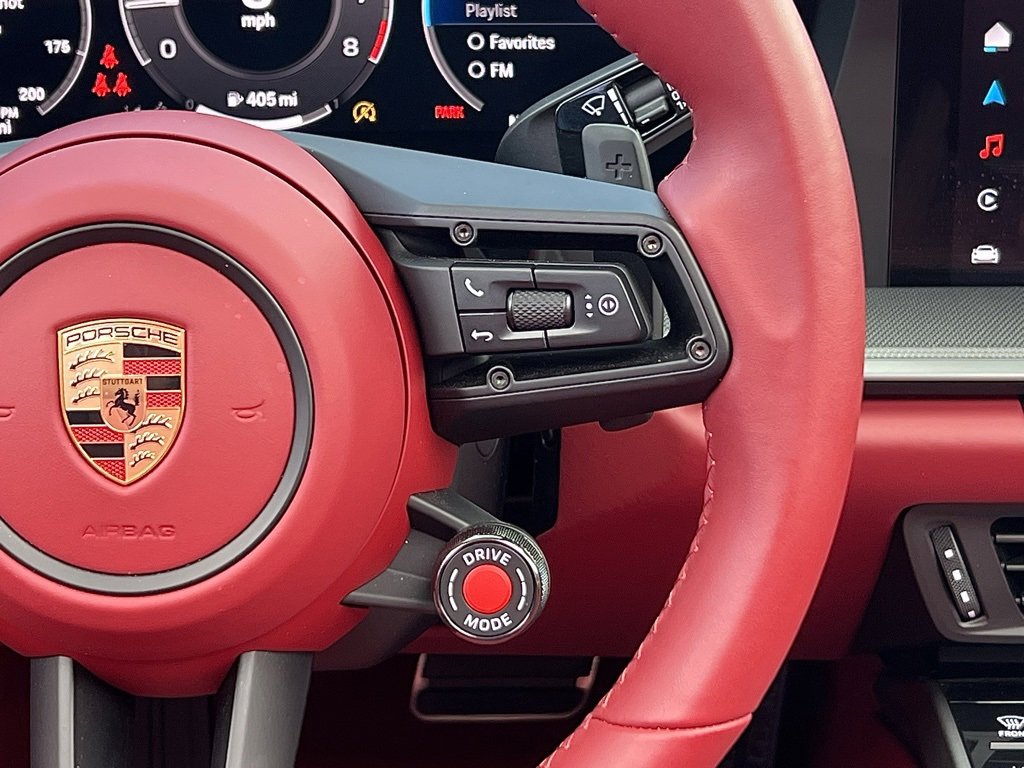 Used 2025 Porsche 911 Carrera image 43