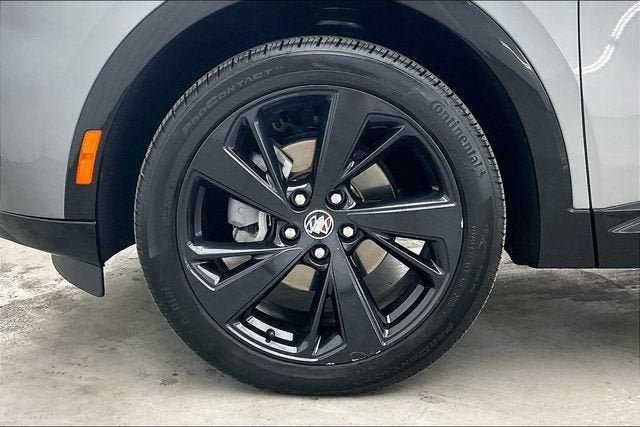 Certified 2023 Buick Envision Preferred w/ Sport Touring Package AWD/4WD image 10