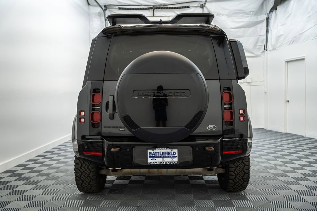 Used 2022 Land Rover Defender 110 X-Dynamic HSE AWD/4WD image 4