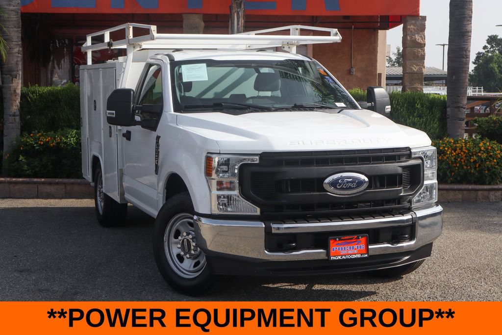 Used 2022 Ford F350 XL w/ Power Equipment Group RWD image 2