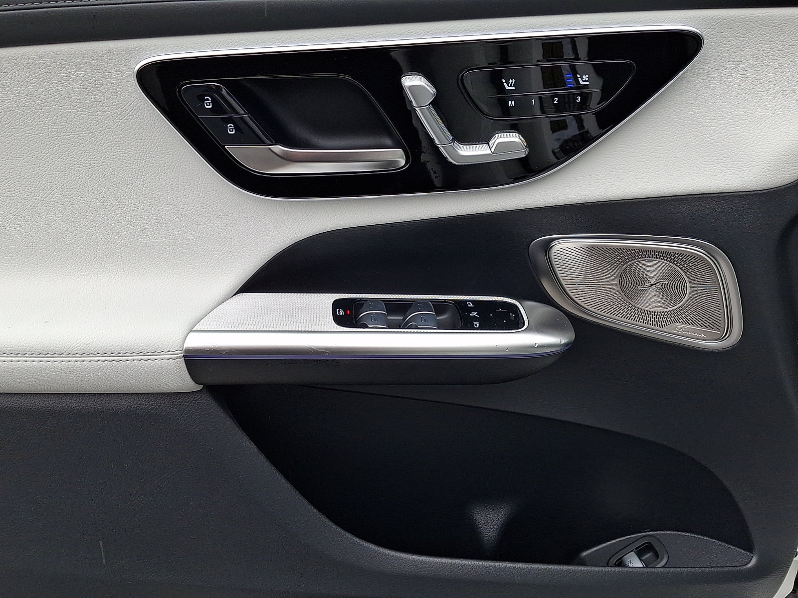 New 2026 Mercedes-Benz GLC 300 4MATIC image 8