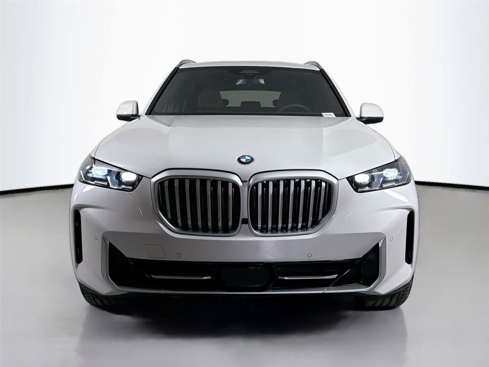 New 2026 BMW X5 xDrive40i w/ Climate Comfort Package AWD/4WD image 2