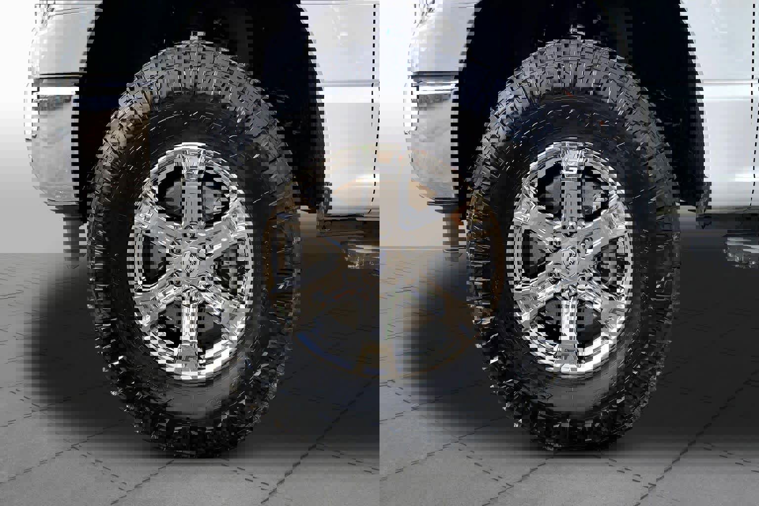 Certified 2023 Ford F150 XLT w/ Equipment Group 302A High image 11