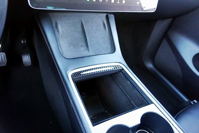 Used 2023 Tesla Model Y Long Range AWD/4WD image 35