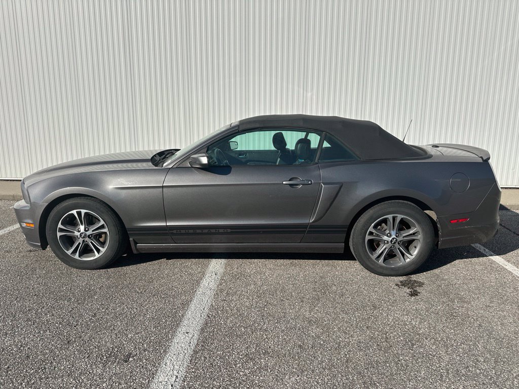 Used 2014 Ford Mustang Premium w/ Equipment Group 201A RWD image 3