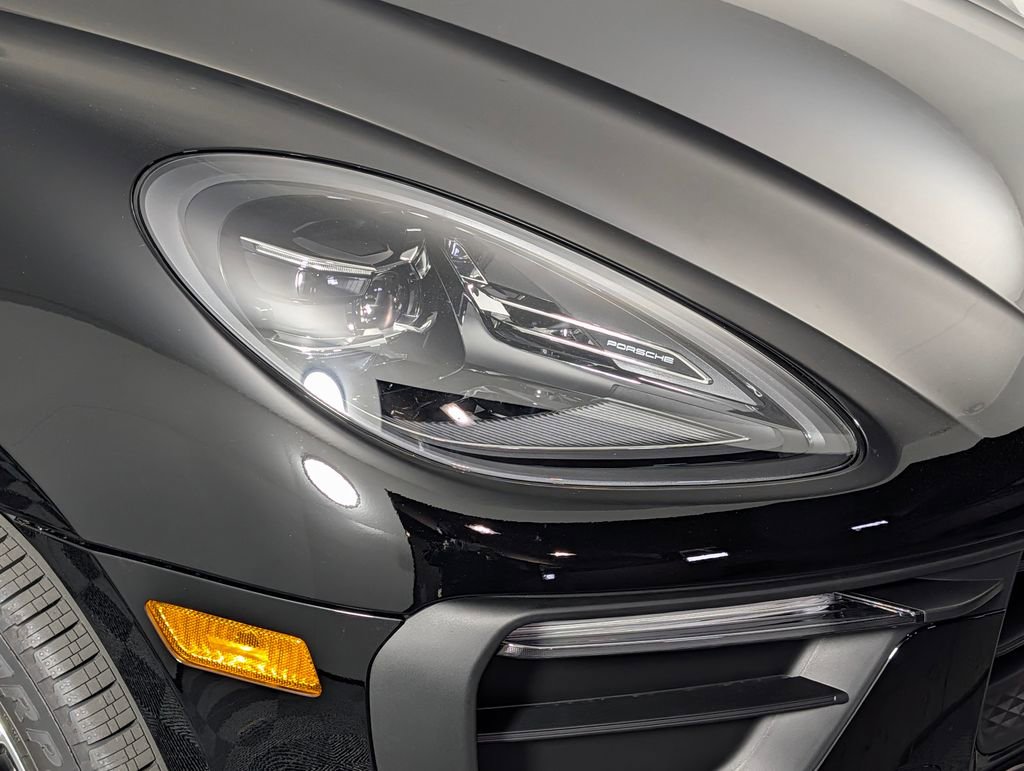 New 2026 Porsche Macan image 15