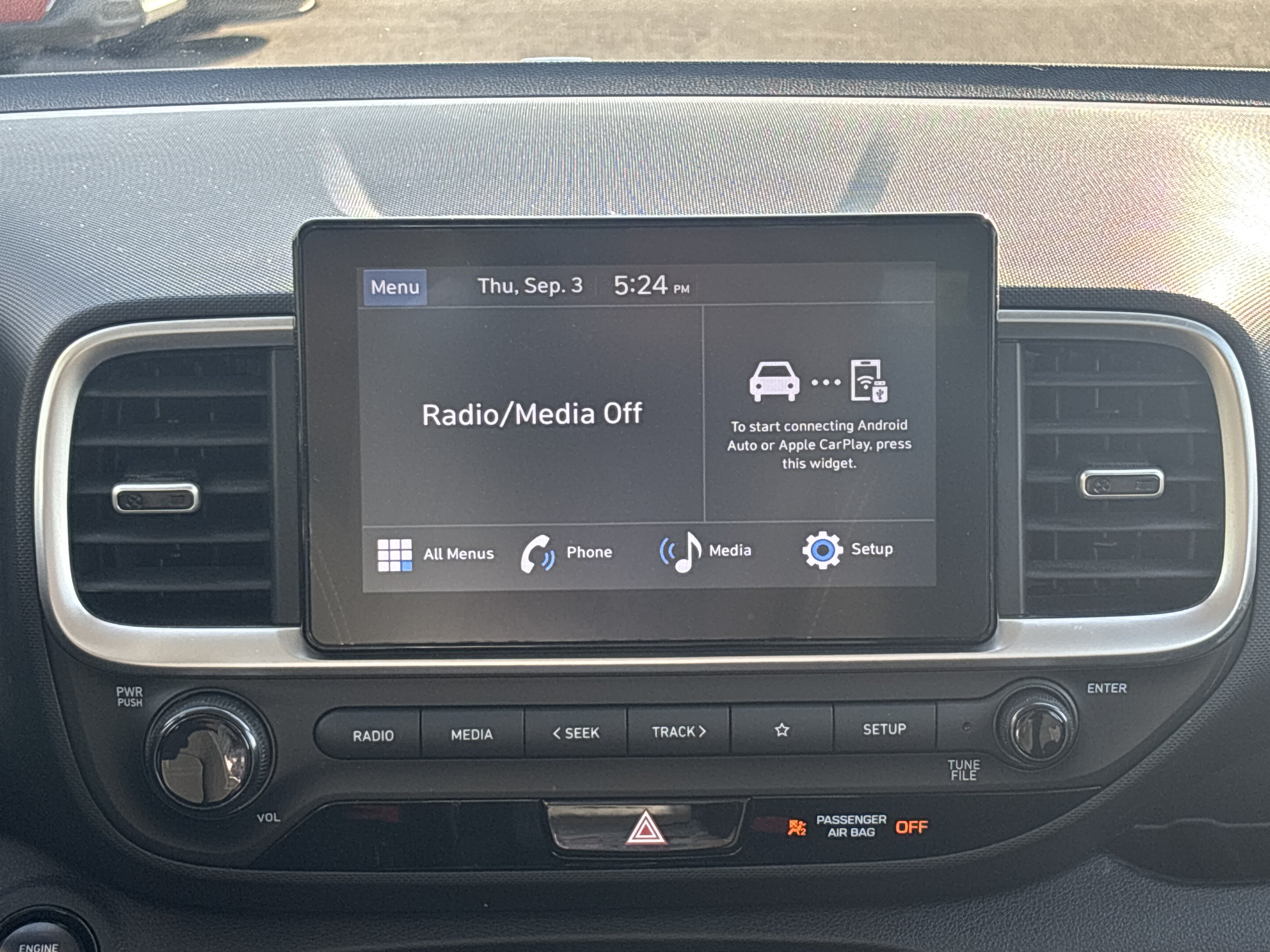 Used 2025 Hyundai Venue SEL FWD image 9