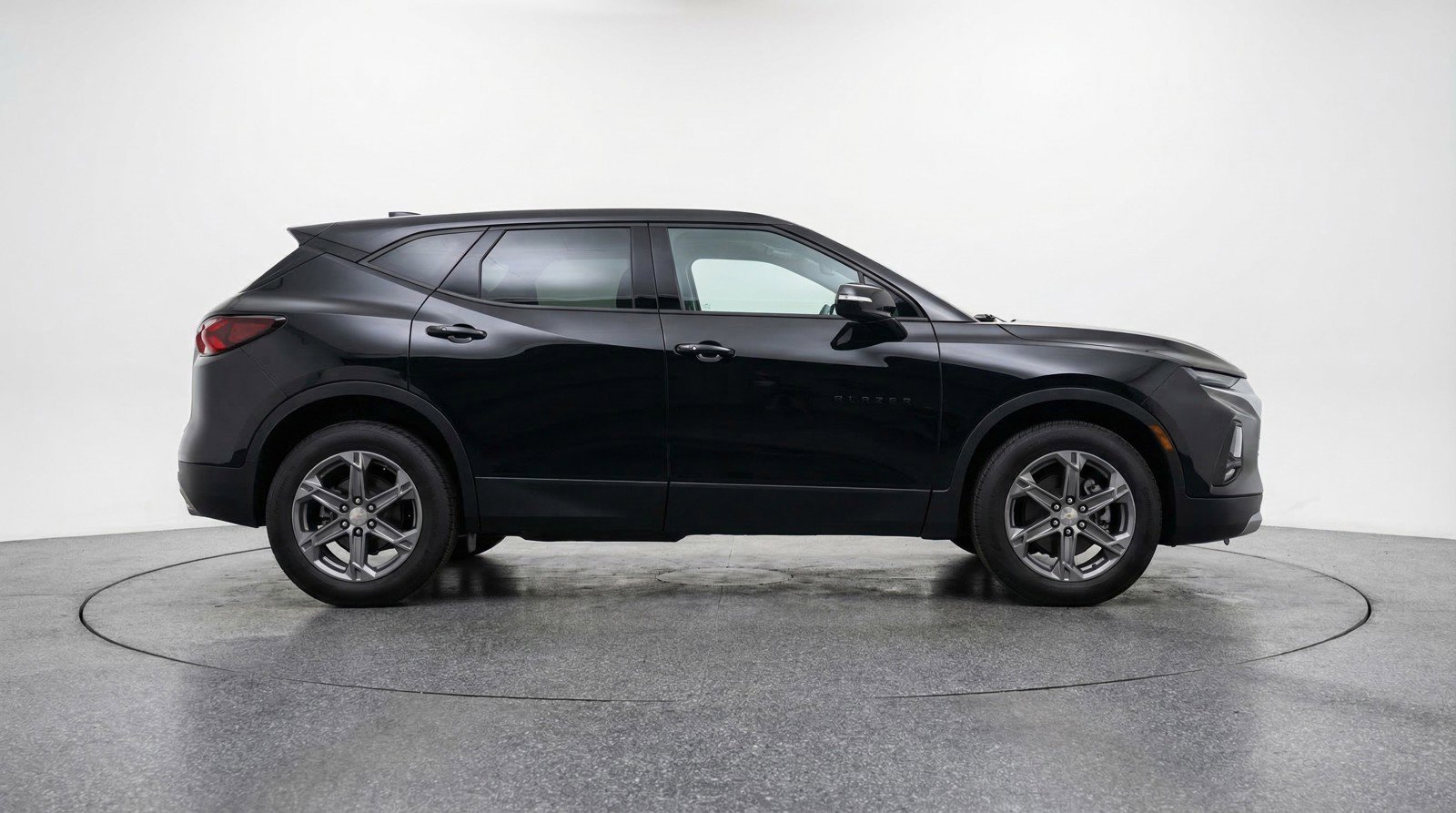 Used 2025 Chevrolet Blazer LT image 11