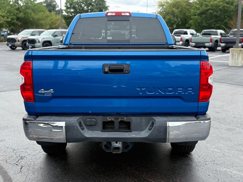 Certified 2018 Toyota Tundra SR5 AWD/4WD image 6