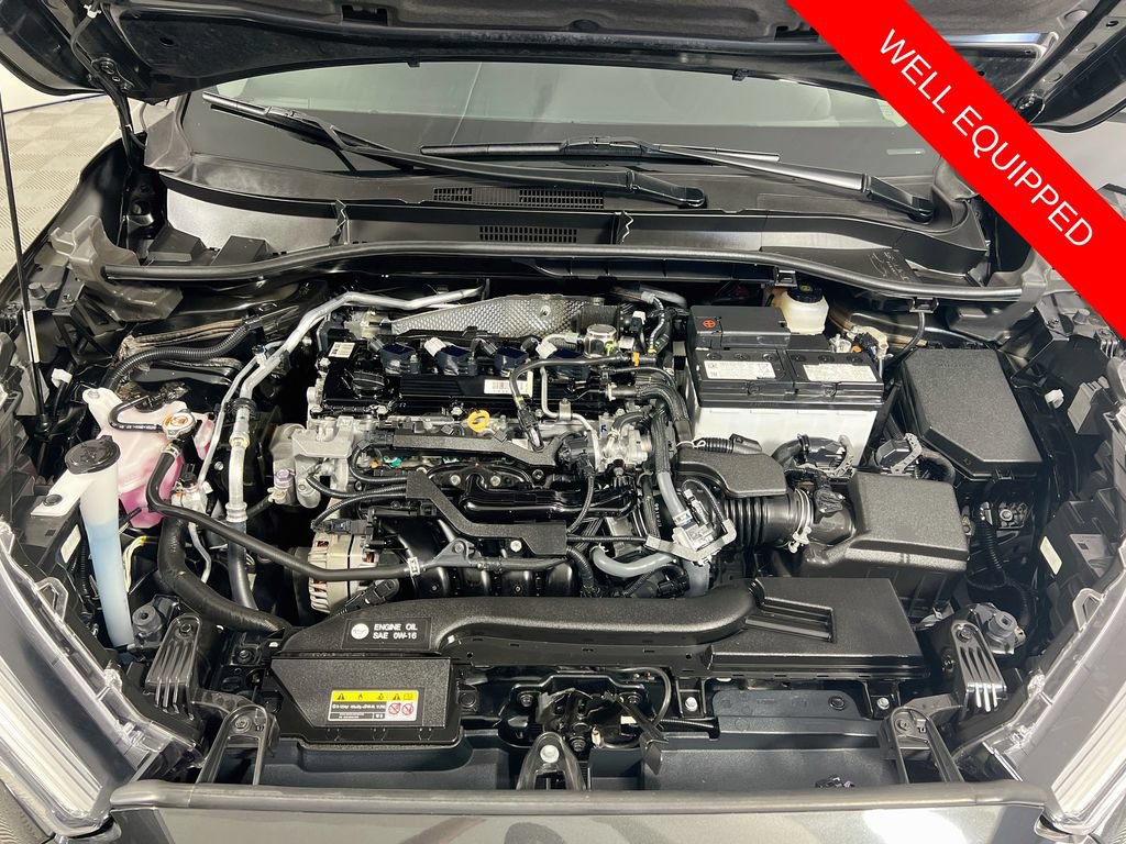 Used 2023 Toyota Corolla Cross XLE w/ Convenience Package FWD image 30