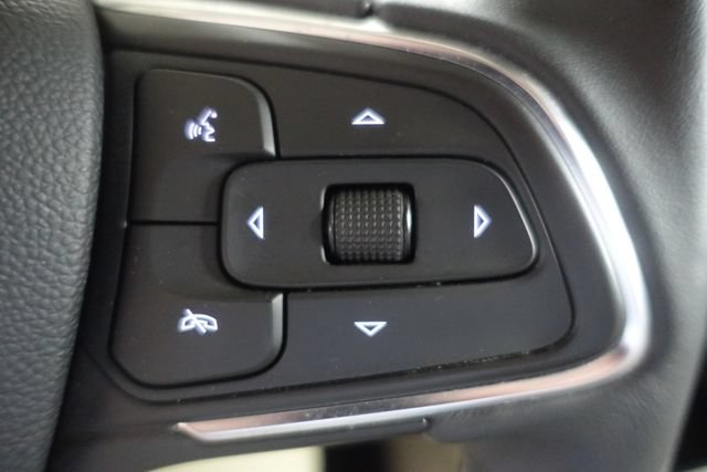 Used 2023 Buick Envision Essence AWD/4WD image 13