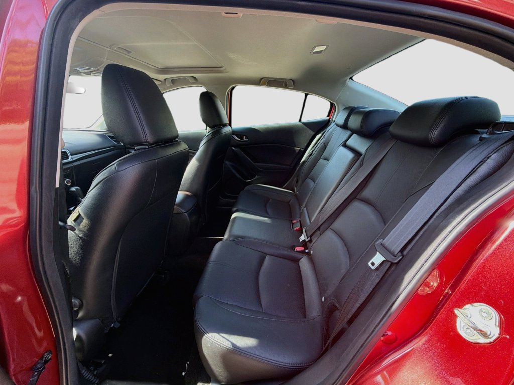 Used 2018 MAZDA MAZDA3 Grand Touring FWD image 22