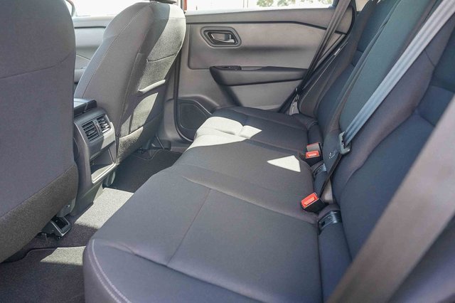 New 2026 Nissan Rogue S image 19