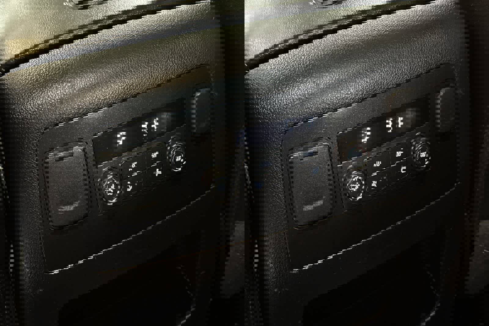 Used 2020 Chevrolet Tahoe Premier image 15