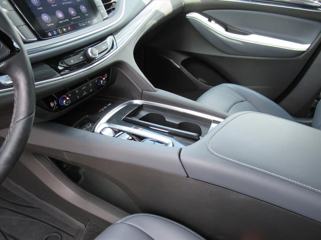 Used 2024 Buick Enclave Essence w/ Technology Package FWD image 15