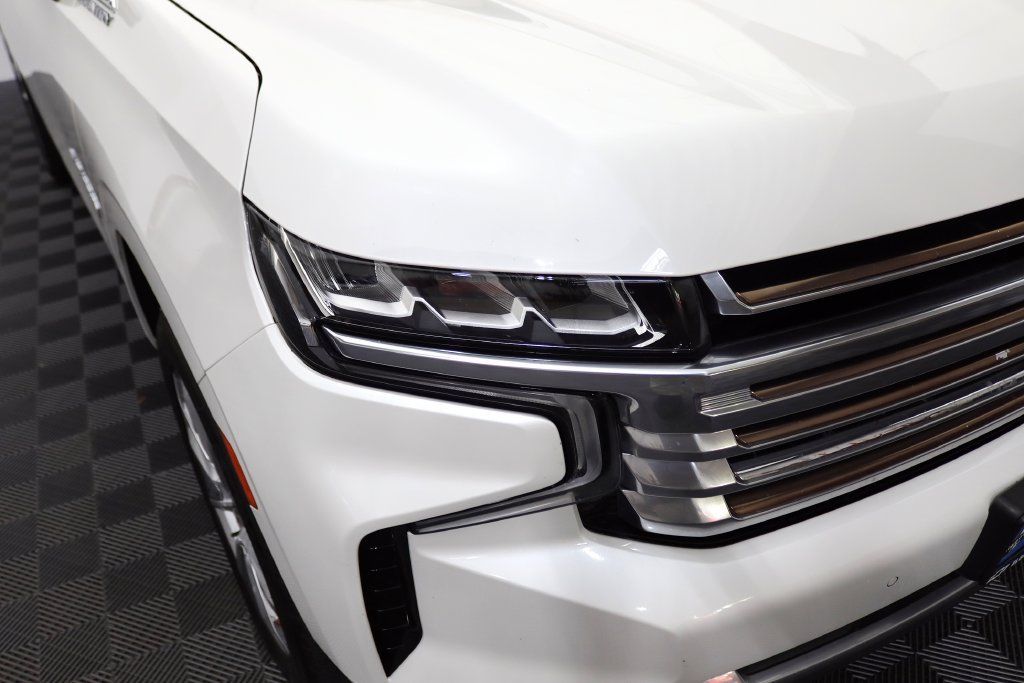 Certified 2022 Chevrolet Suburban High Country AWD/4WD image 10