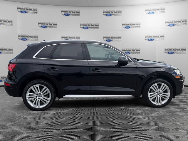 Used 2020 Audi Q5 Premium w/ Premium Plus Package AWD/4WD image 6