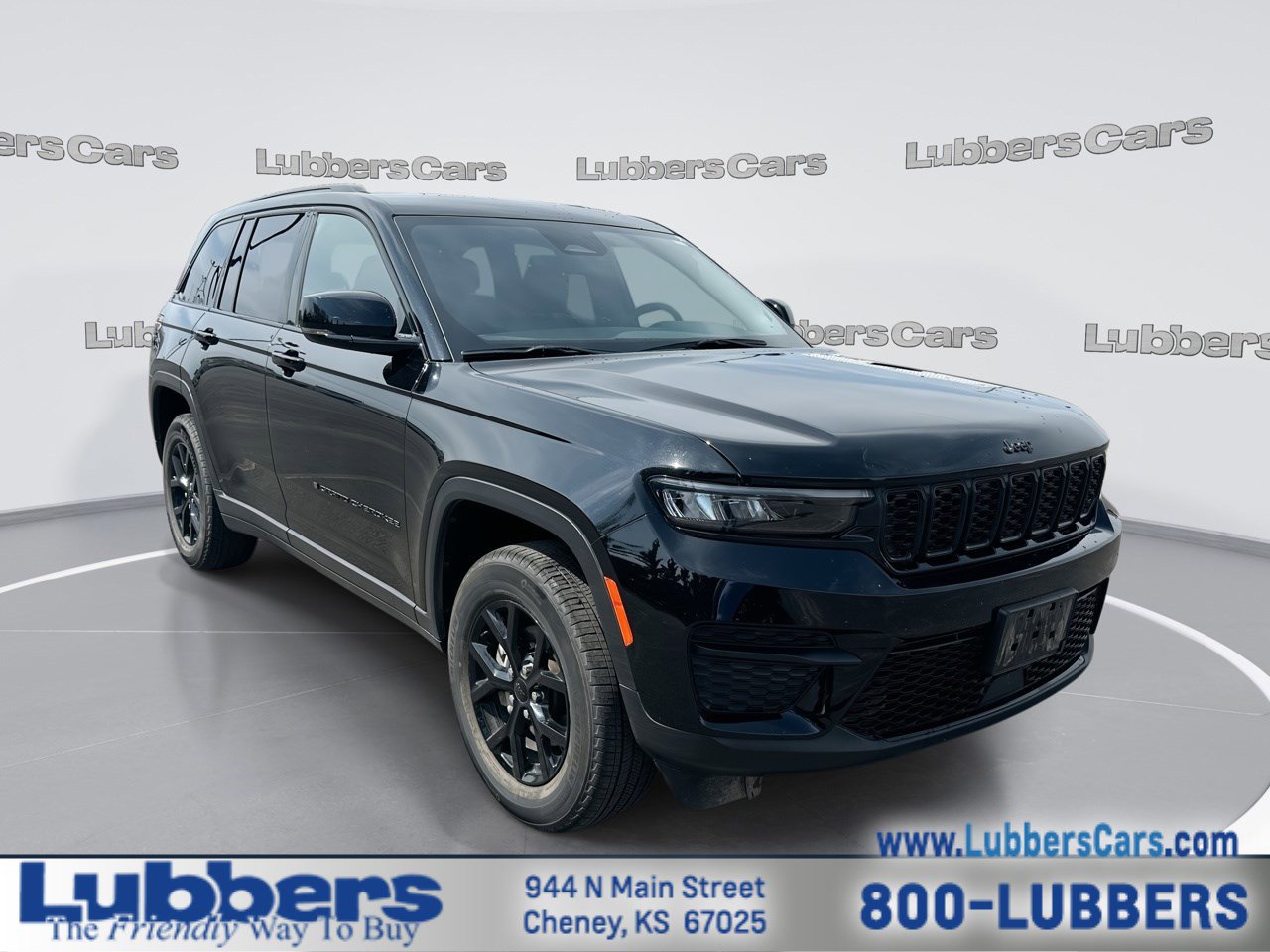 Used 2025 Jeep Grand Cherokee Altitude