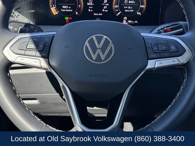 Used 2025 Volkswagen Tiguan SE image 39