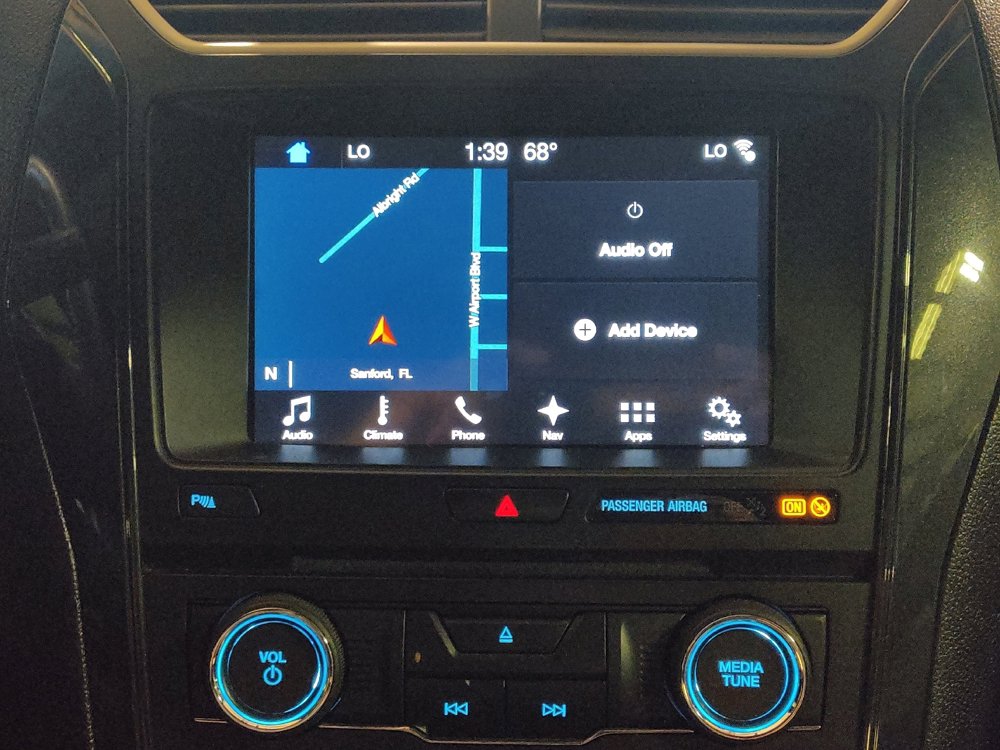 Used 2017 Ford Explorer XLT w/ Equipment Group 202A image 25