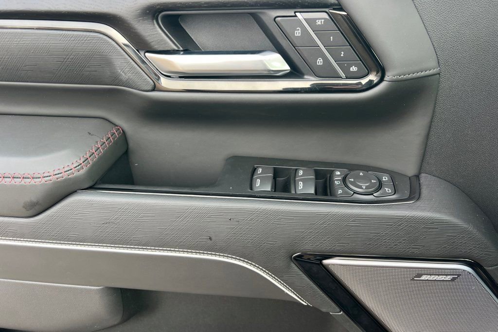 New 2026 GMC Sierra 2500 AT4X w/ AT4X AEV Edition image 8