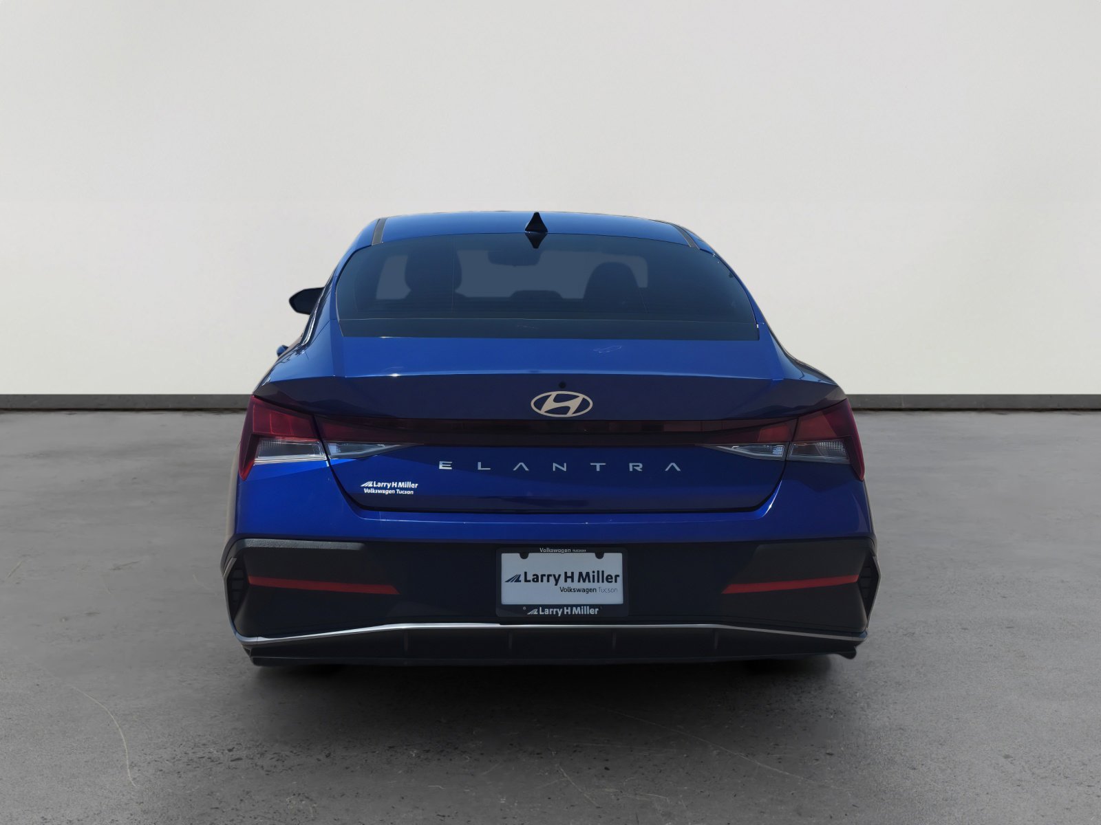 Used 2024 Hyundai Elantra SEL FWD image 4