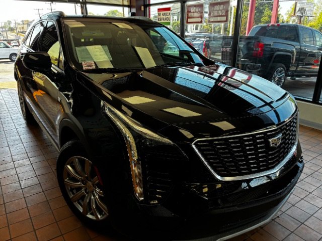 Used 2019 Cadillac XT4 Premium Luxury image 1