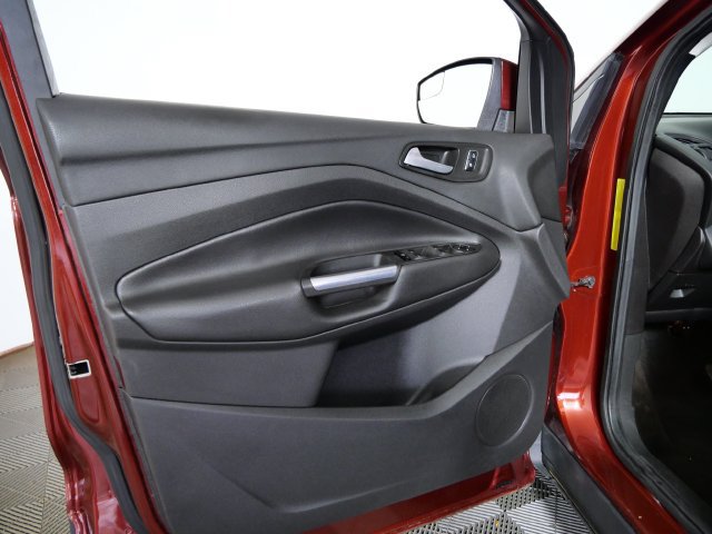Used 2014 Ford Escape SE FWD image 17