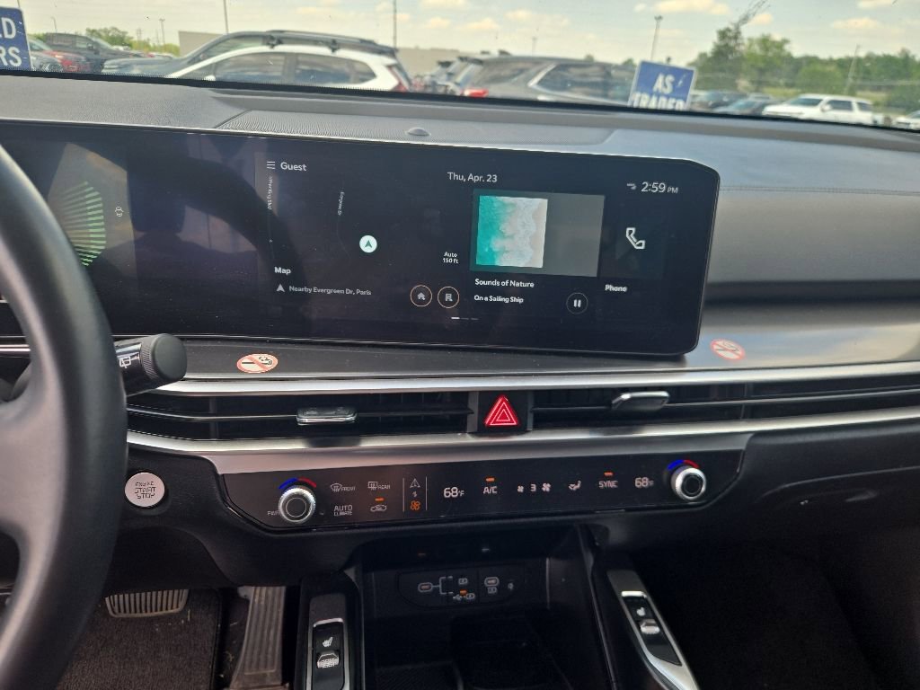 Used 2024 Kia Sorento S FWD image 8