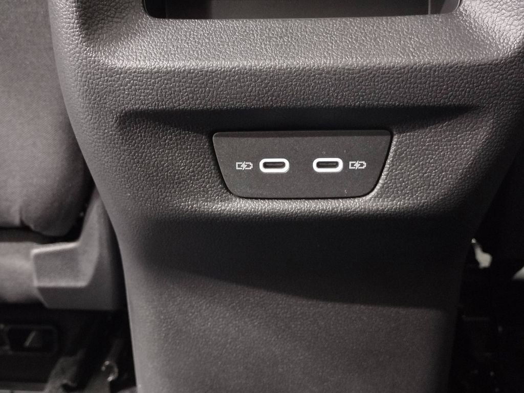 New 2026 Volkswagen Tiguan S image 34