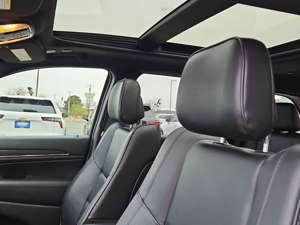 Used 2021 Jeep Grand Cherokee High Altitude RWD image 15