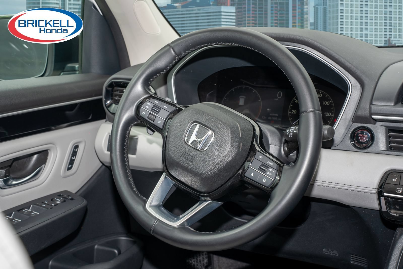 Certified 2025 Honda HR-V Sport image 22